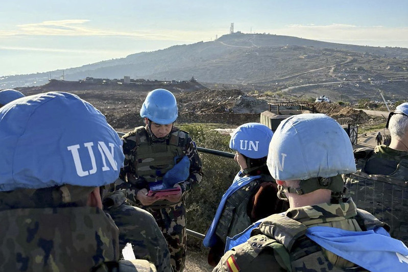 Visita la posición OP MAR y, posteriormente, inaugura un proyecto de cooperación cívico miliar (CIMIC)