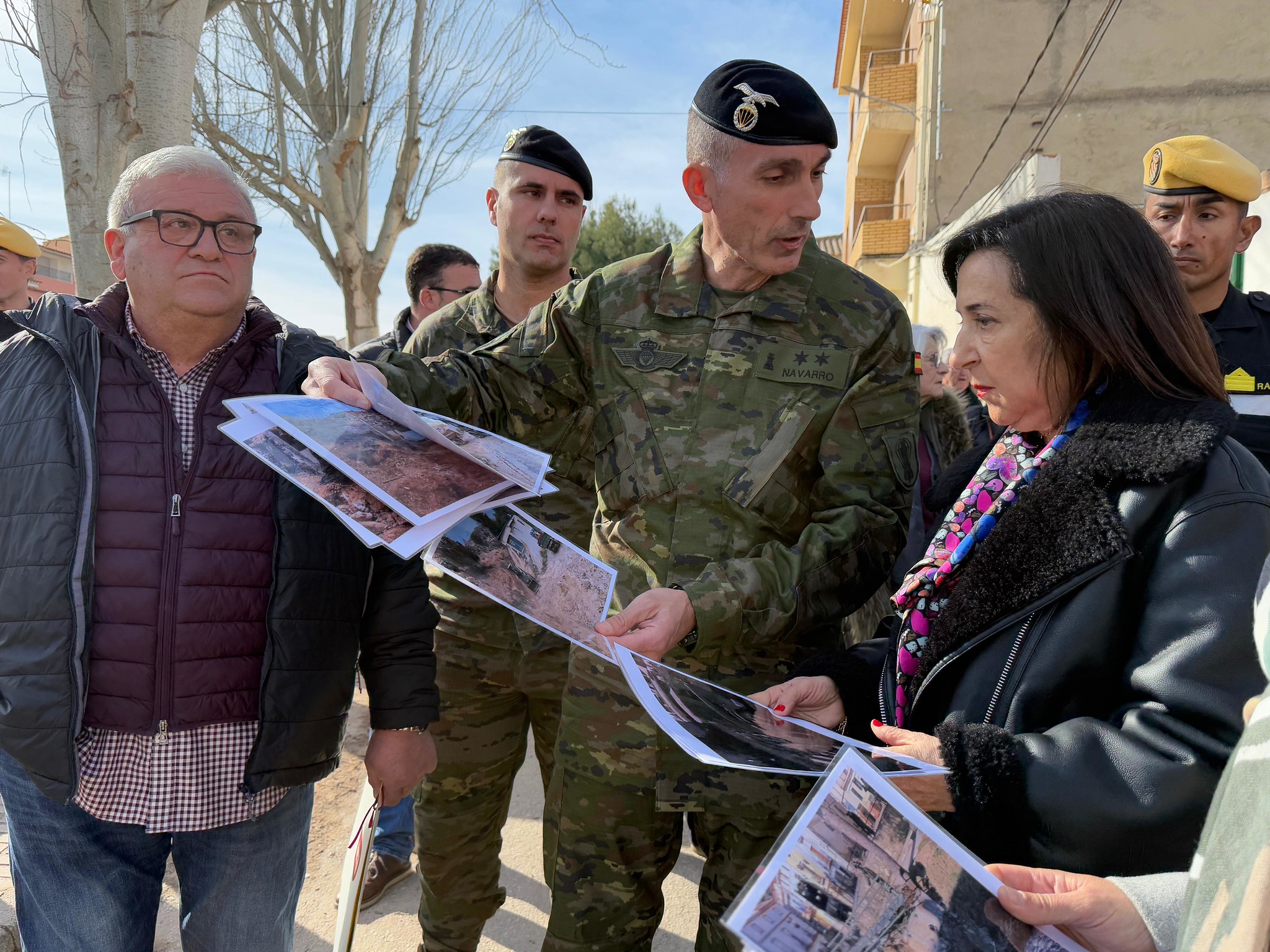 Margarita Robles: “Saben que pueden contar con las Fuerzas Armadas, siempre”