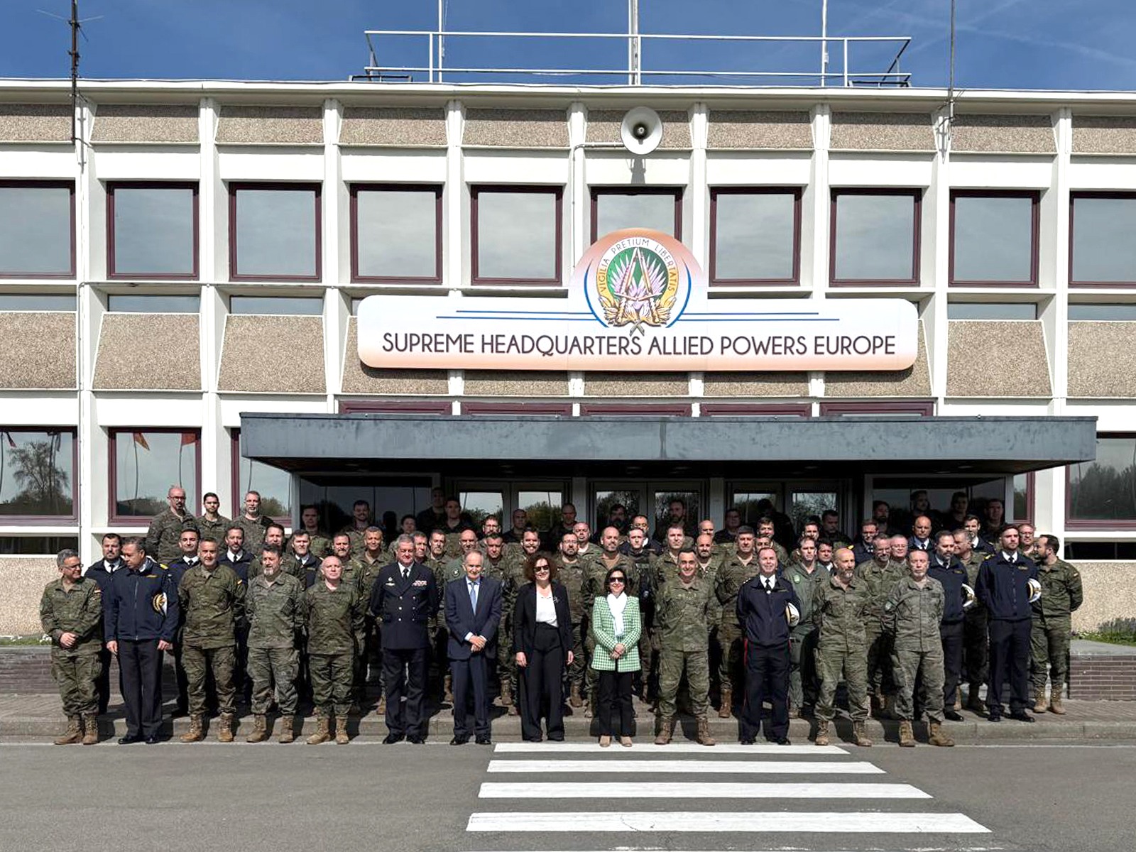 Margarita Robles: “El compromiso de España con nuestros aliados es indiscutible”